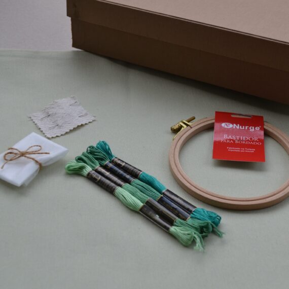 Kit Gift – Almofada lisa verde claro